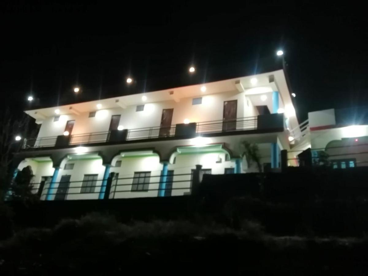 Prince Homestay & Restaurant Rudraprayag Екстер'єр фото