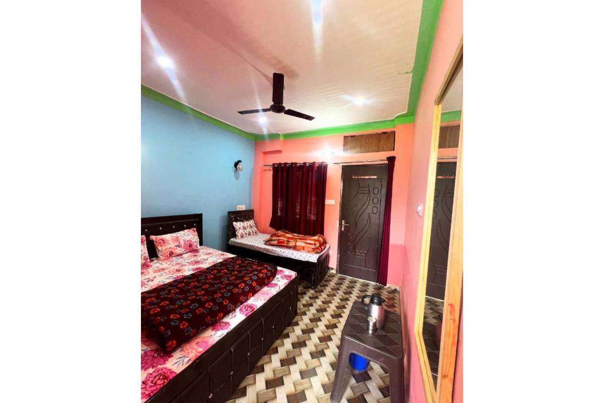 Prince Homestay & Restaurant Rudraprayag Екстер'єр фото