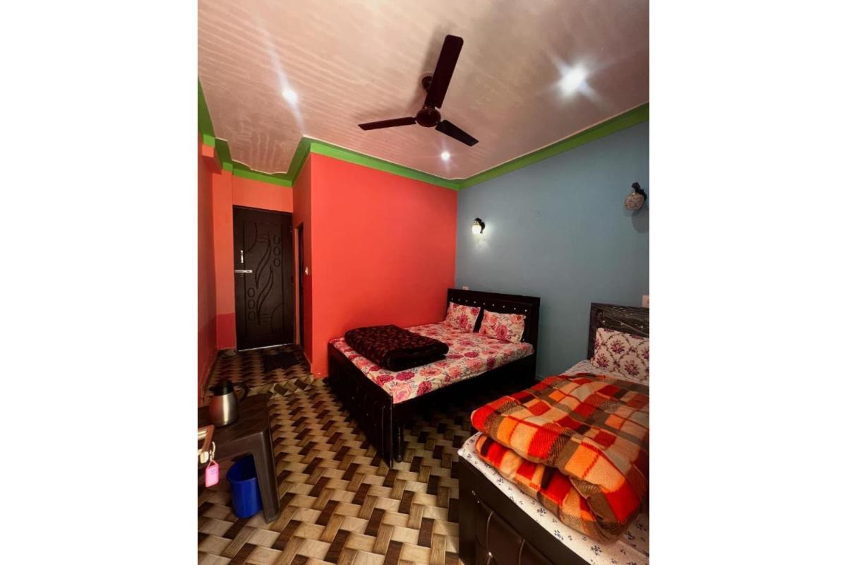 Prince Homestay & Restaurant Rudraprayag Екстер'єр фото